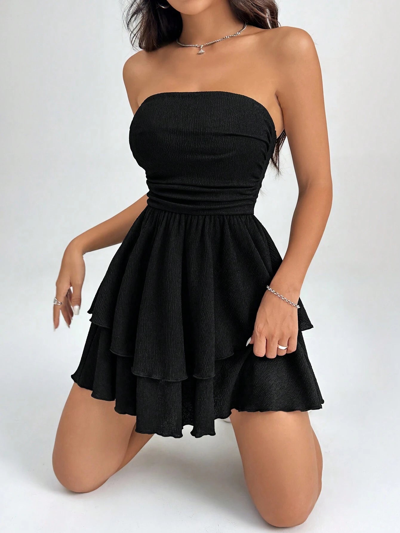 SHEIN PETITE Solid Pleated Strapless Dress With Cinched Waist