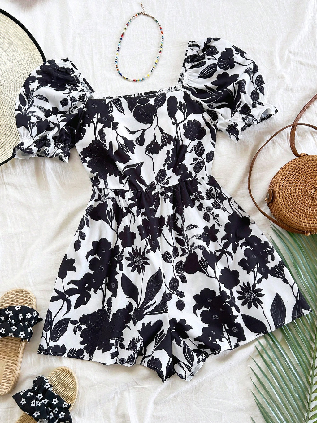 Soleia Women's Floral Print Puff Sleeve Square Neck Jumpsuit With Cinched Waist