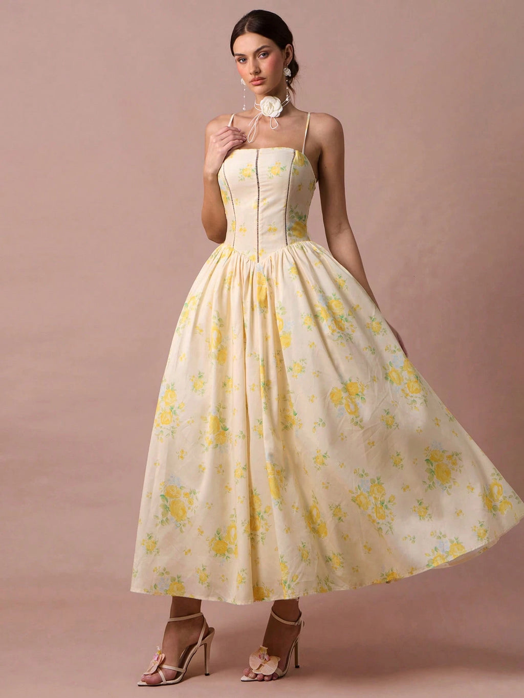 Enchnt Women's Pale Yellow Rose Print Spaghetti Strap Princess Maxi Dress