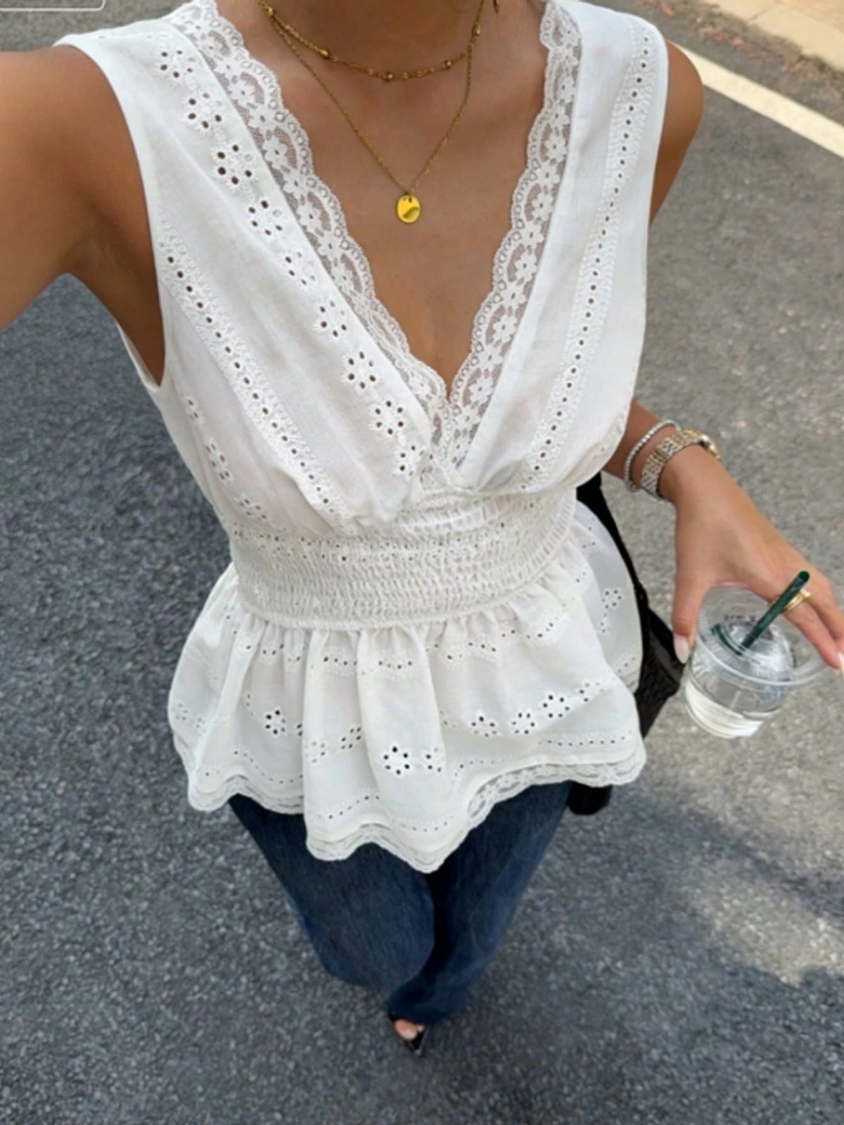 Serisse Women's Contrast Lace Sleeveless Shirt,Summer Top